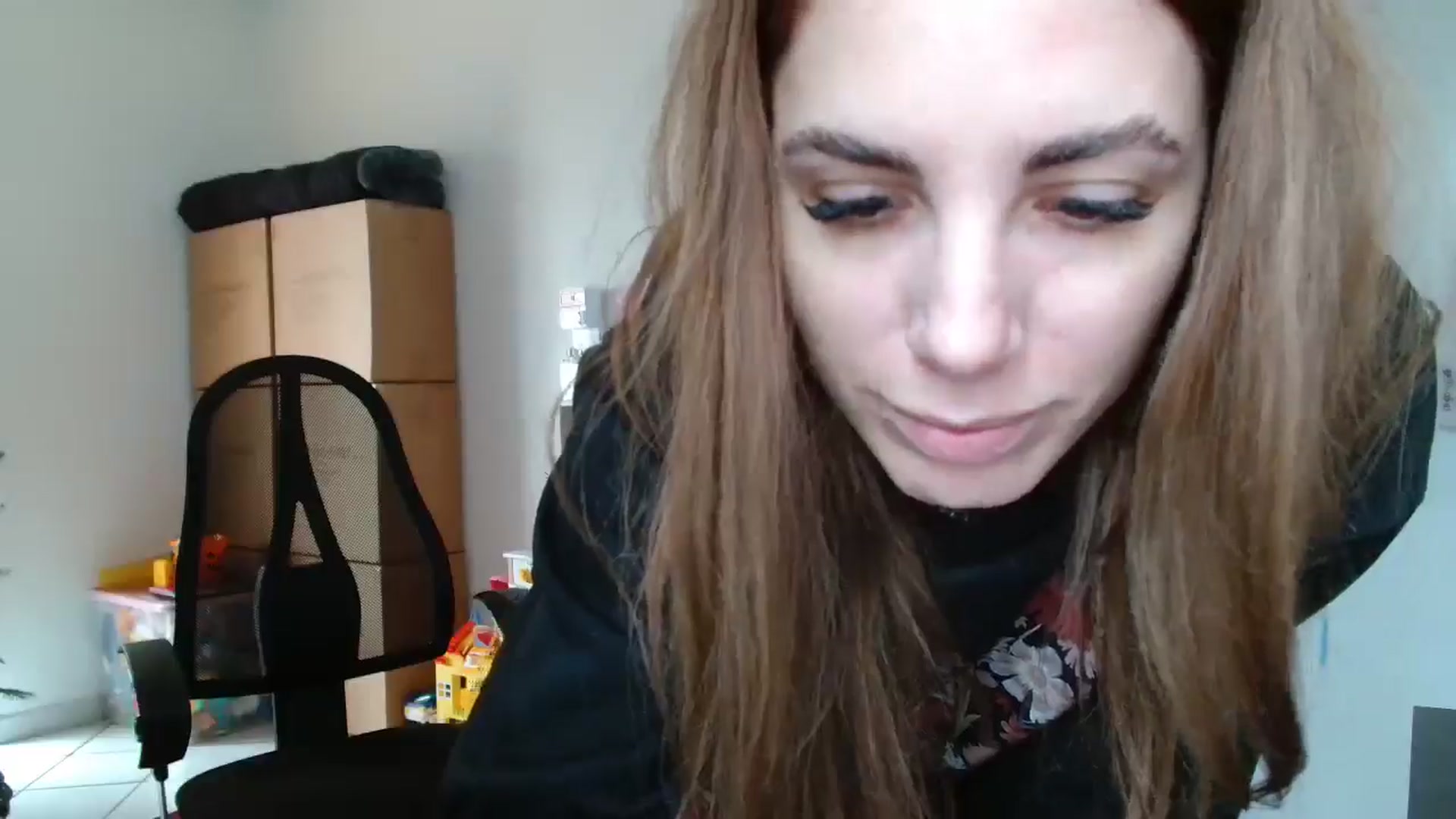 Gallery image thumbnail from Kandy_C's myfreecams stream on, 12/27/2024, 12:47 image 12 of 20