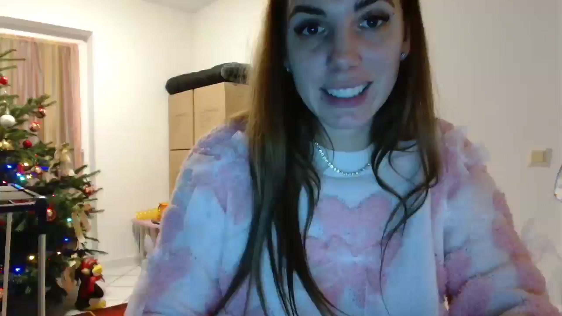 Gallery image thumbnail from Kandy_C's myfreecams stream on, 12/28/2024, 17:36 image 1 of 20