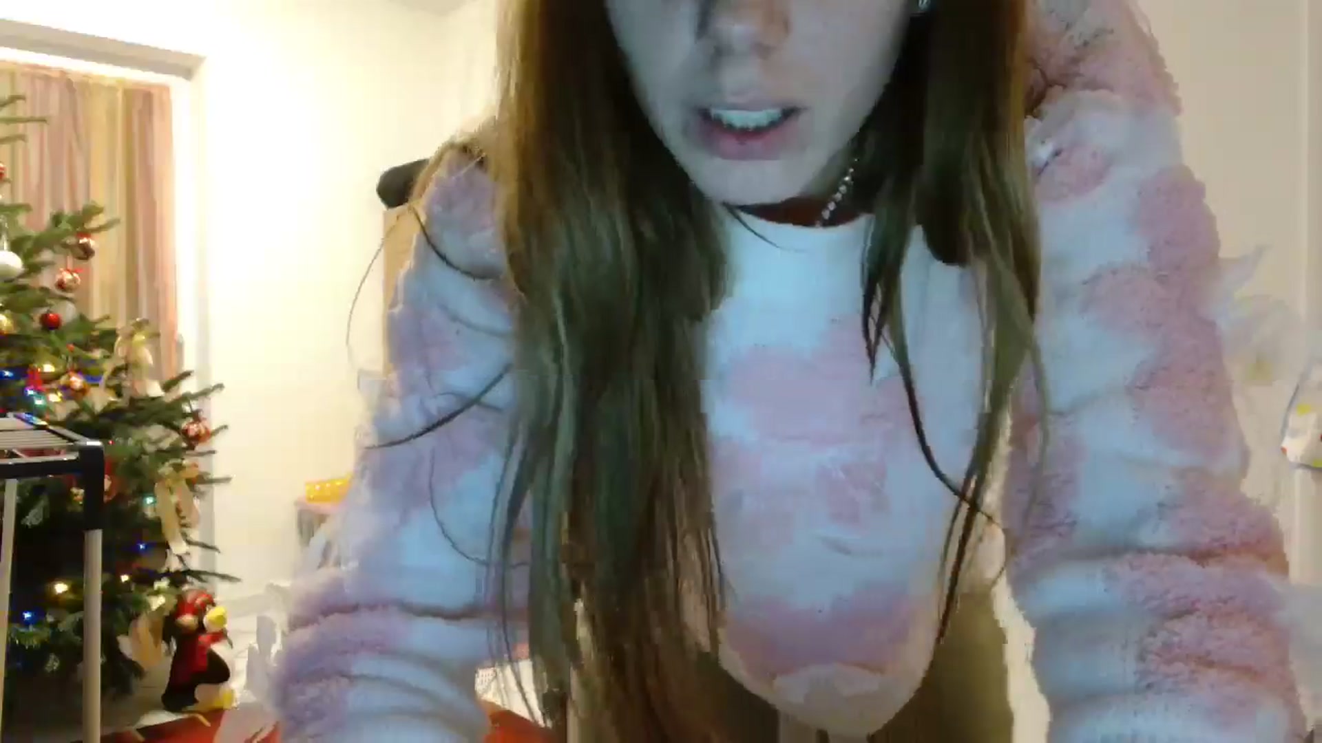 Gallery image thumbnail from Kandy_C's myfreecams stream on, 12/28/2024, 17:36 image 8 of 20