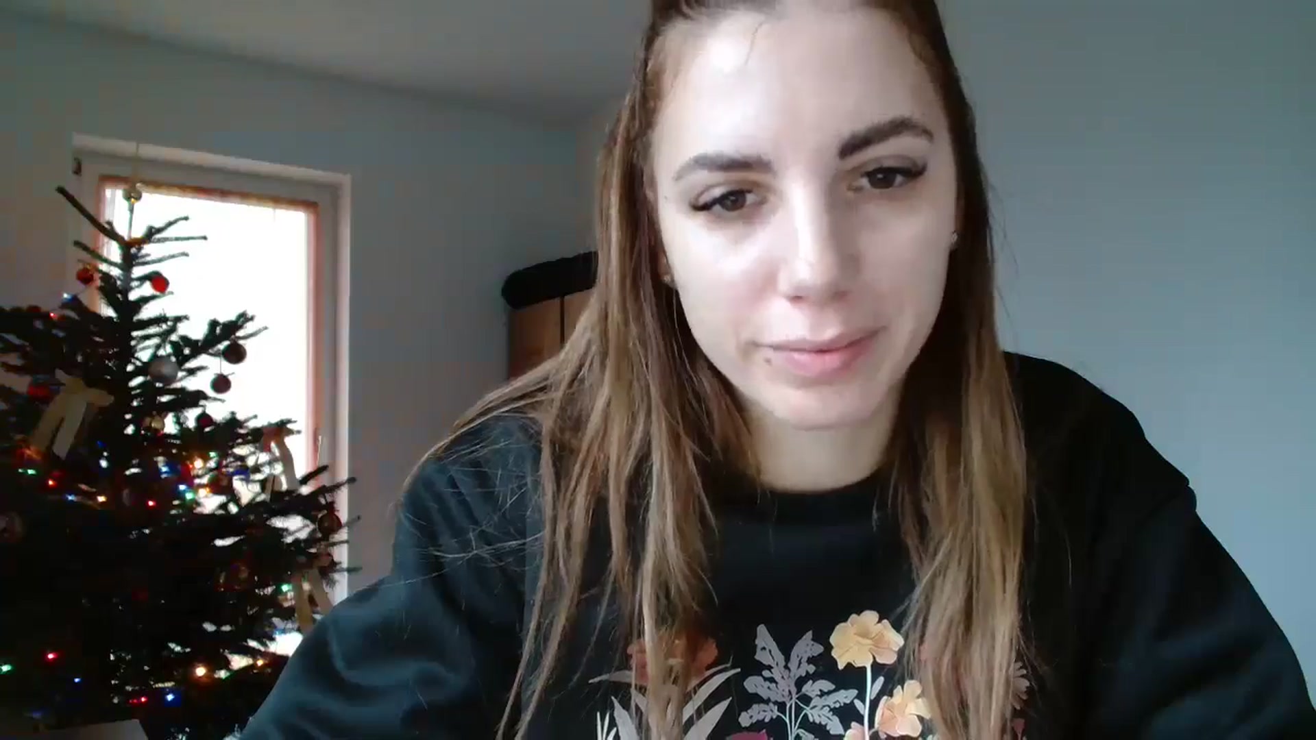 Gallery image thumbnail from Kandy_C's myfreecams stream on, 12/30/2024, 15:03 image 9 of 20