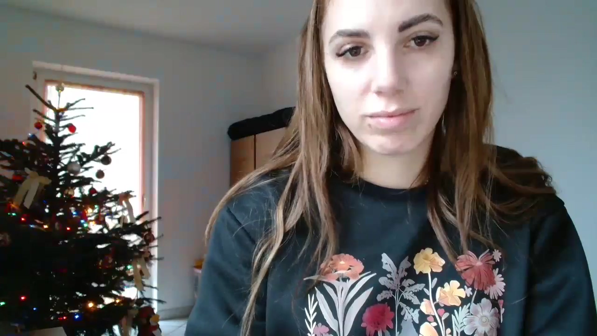 Gallery image thumbnail from Kandy_C's myfreecams stream on, 12/30/2024, 15:03 image 8 of 20