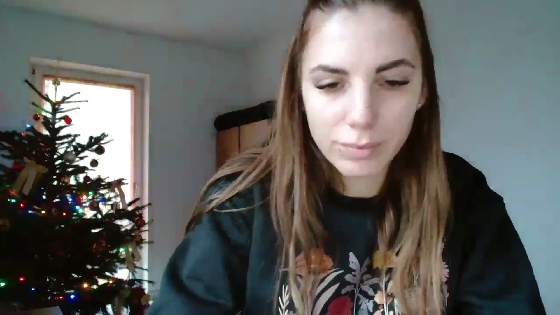 Gallery image thumbnail from Kandy_C's myfreecams stream on, 12/30/2024, 15:03 image 10 of 20