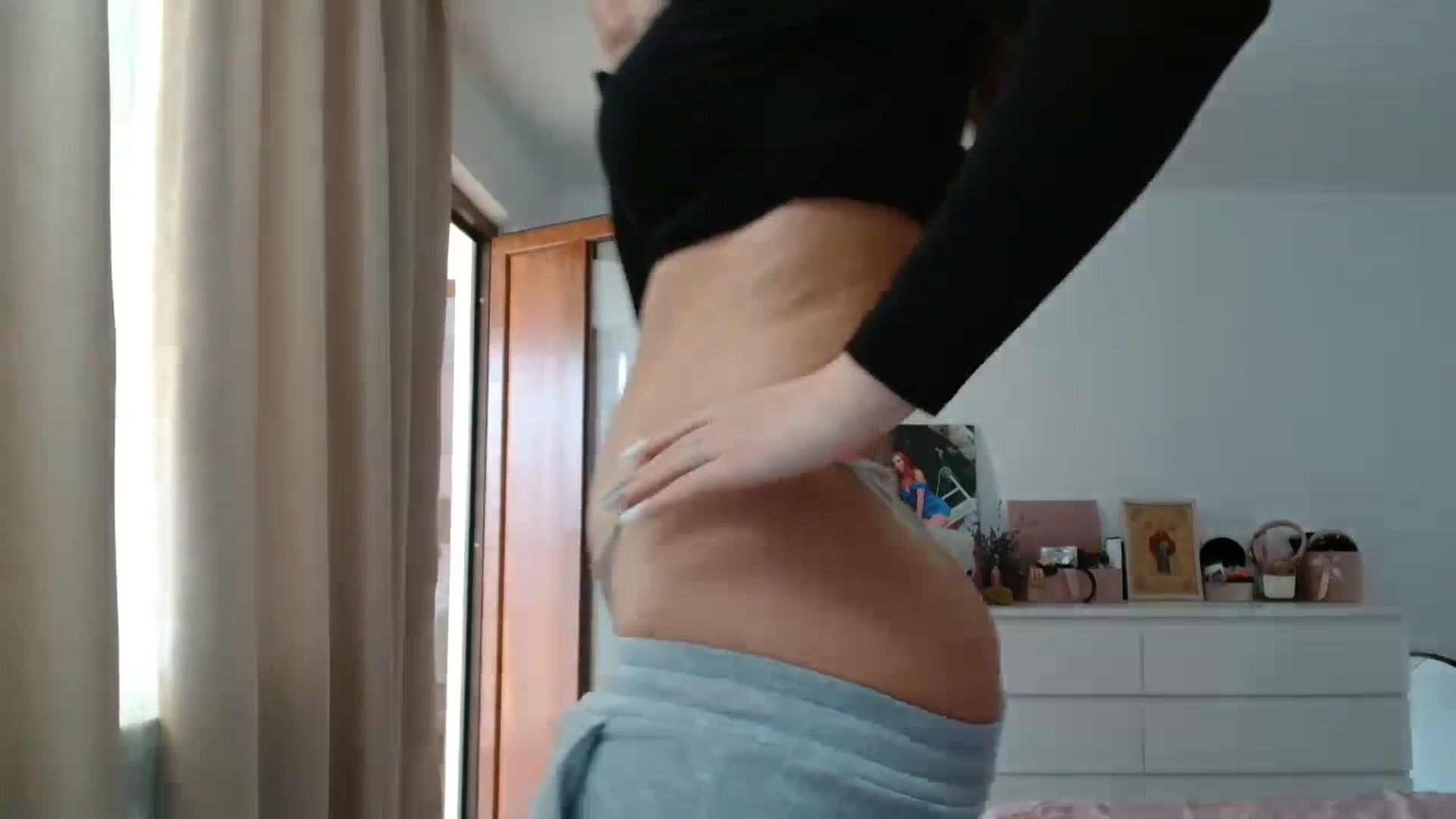 Gallery image thumbnail from Kandy_C's myfreecams stream on, 01/10/2025, 13:54 image 14 of 20