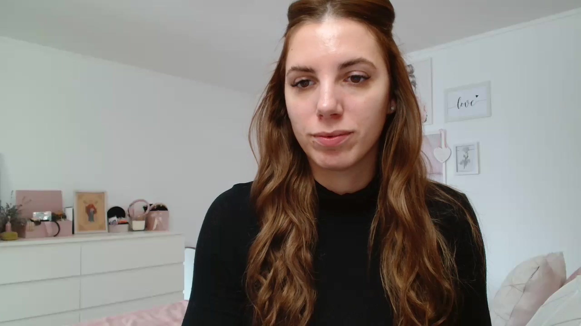 Gallery image thumbnail from Kandy_C's myfreecams stream on, 01/10/2025, 13:54 image 20 of 20