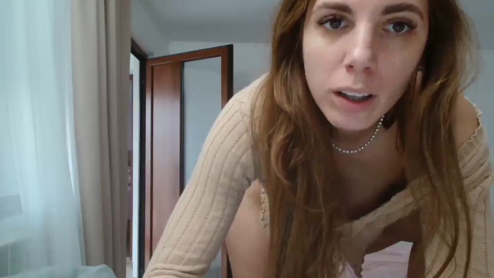 Gallery image thumbnail from Kandy_C's myfreecams stream on, 01/13/2025, 14:29 image 2 of 20