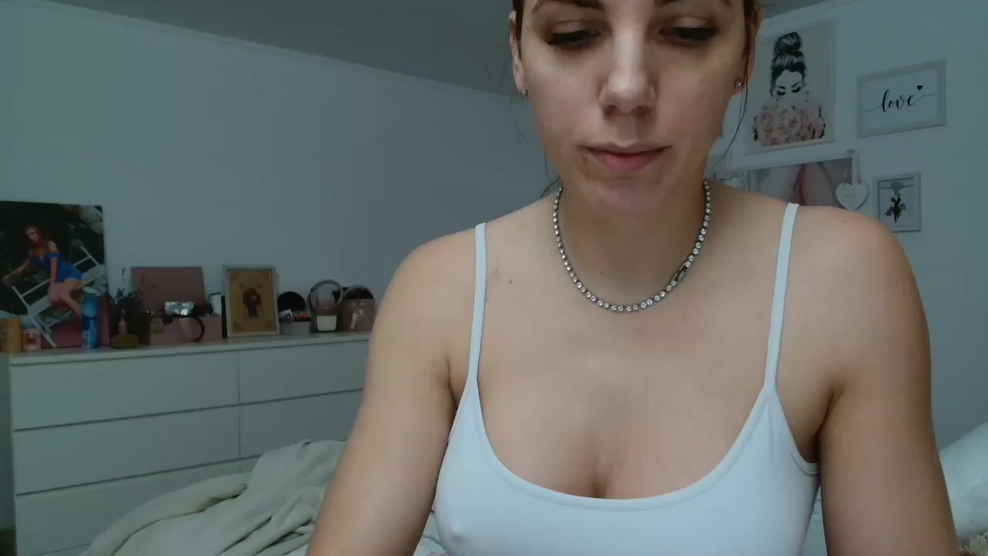 Gallery image thumbnail from Kandy_C's myfreecams stream on, 01/15/2025, 14:48 image 20 of 20