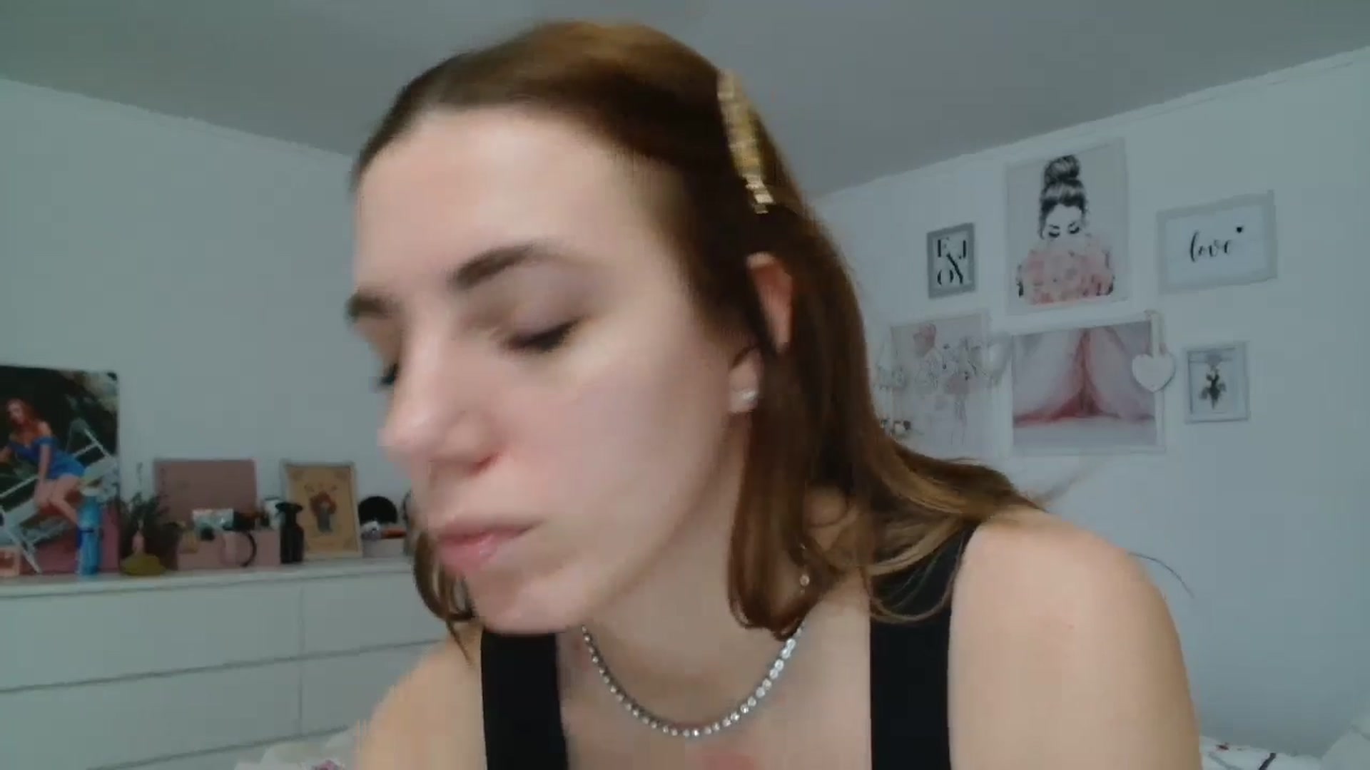 Gallery image thumbnail from Kandy_C's myfreecams stream on, 01/22/2025, 13:16 image 16 of 20