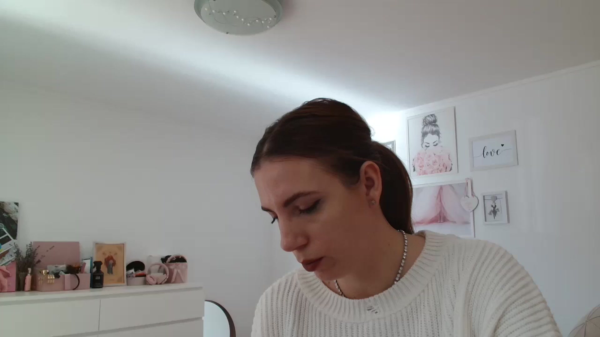 Gallery image thumbnail from Kandy_C's myfreecams stream on, 01/28/2025, 12:48 image 1 of 20