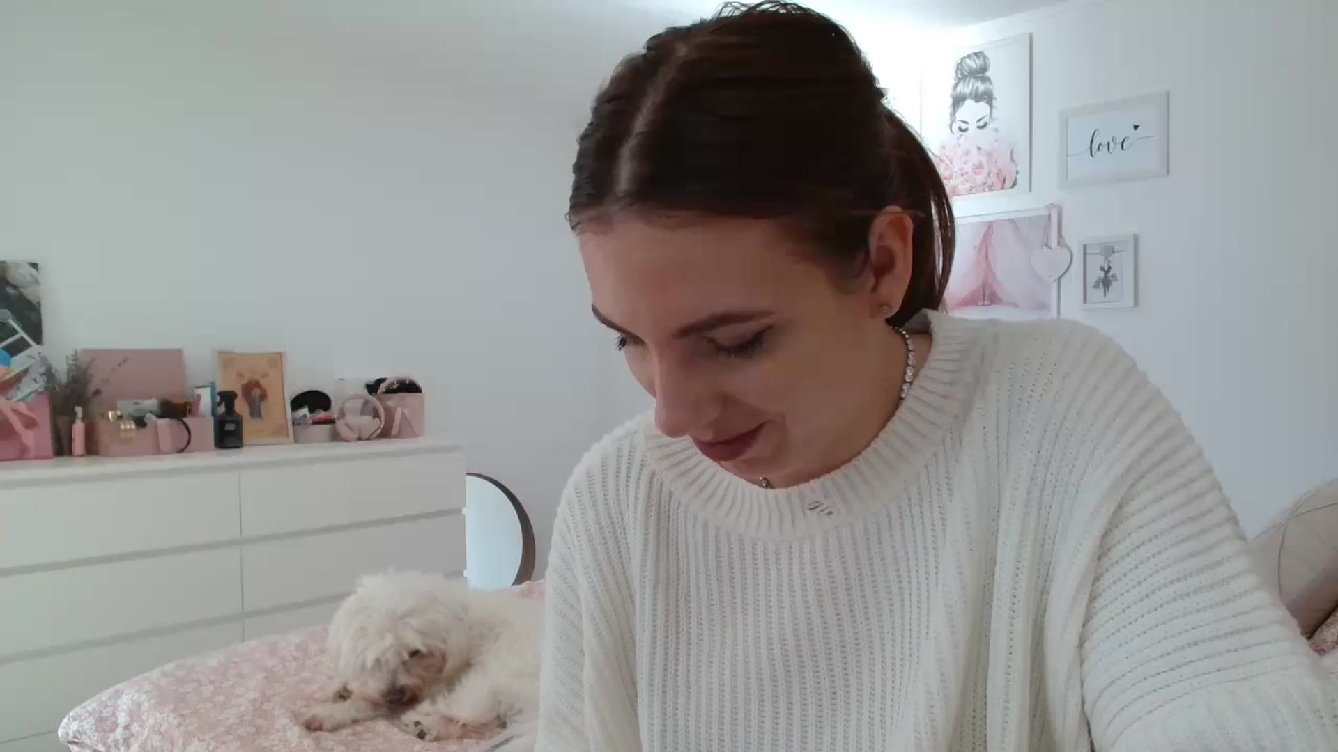 Gallery image thumbnail from Kandy_C's myfreecams stream on, 01/28/2025, 12:48 image 3 of 20