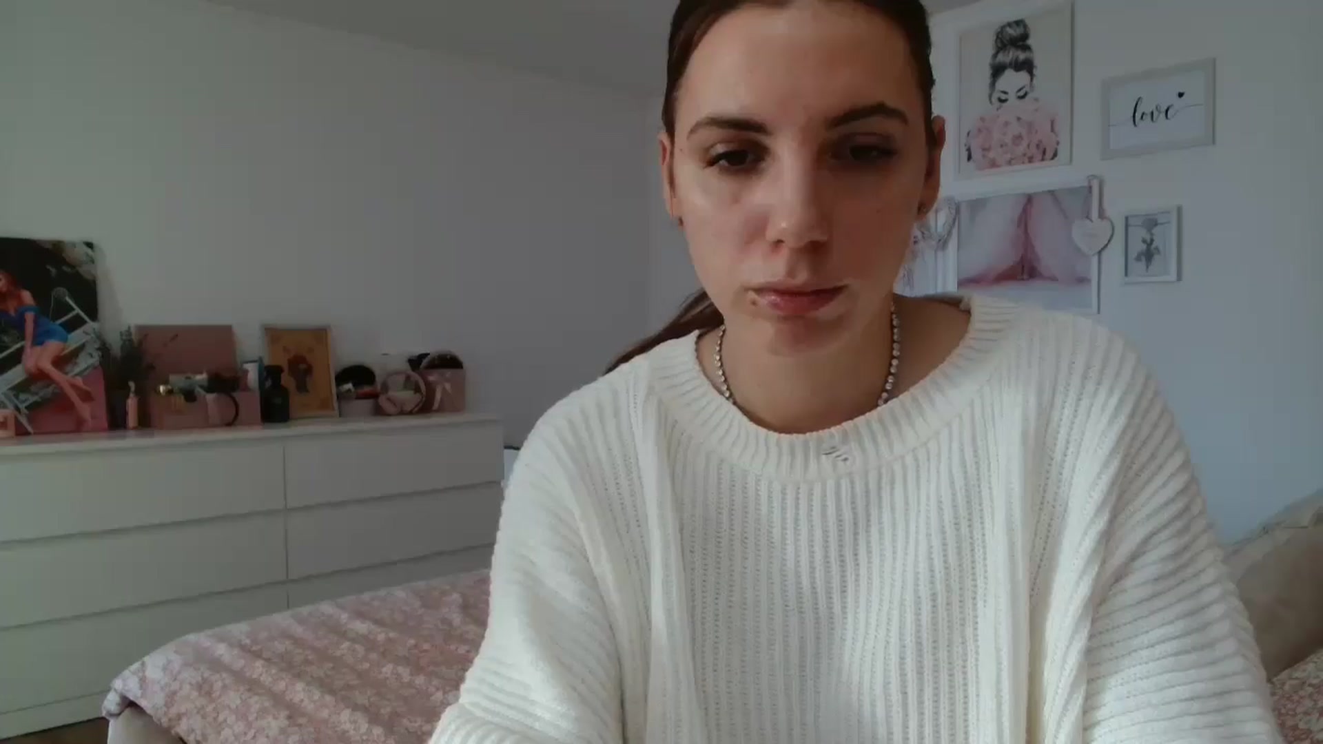 Gallery image thumbnail from Kandy_C's myfreecams stream on, 01/29/2025, 14:25 image 5 of 20