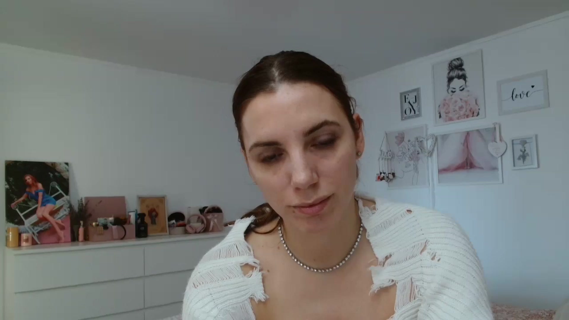 Gallery image thumbnail from Kandy_C's myfreecams stream on, 01/29/2025, 14:25 image 20 of 20
