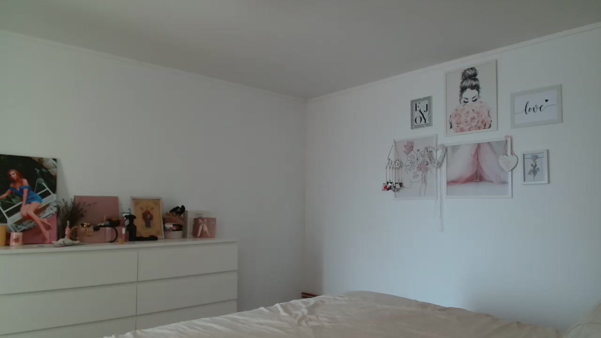 Gallery image thumbnail from Kandy_C's myfreecams stream on, 02/14/2025, 13:47 image 8 of 20