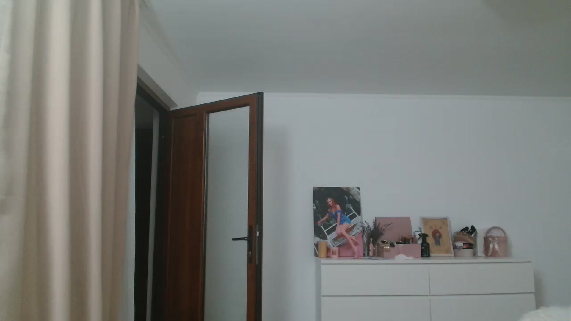 Gallery image thumbnail from Kandy_C's myfreecams stream on, 02/21/2025, 19:40 image 9 of 20