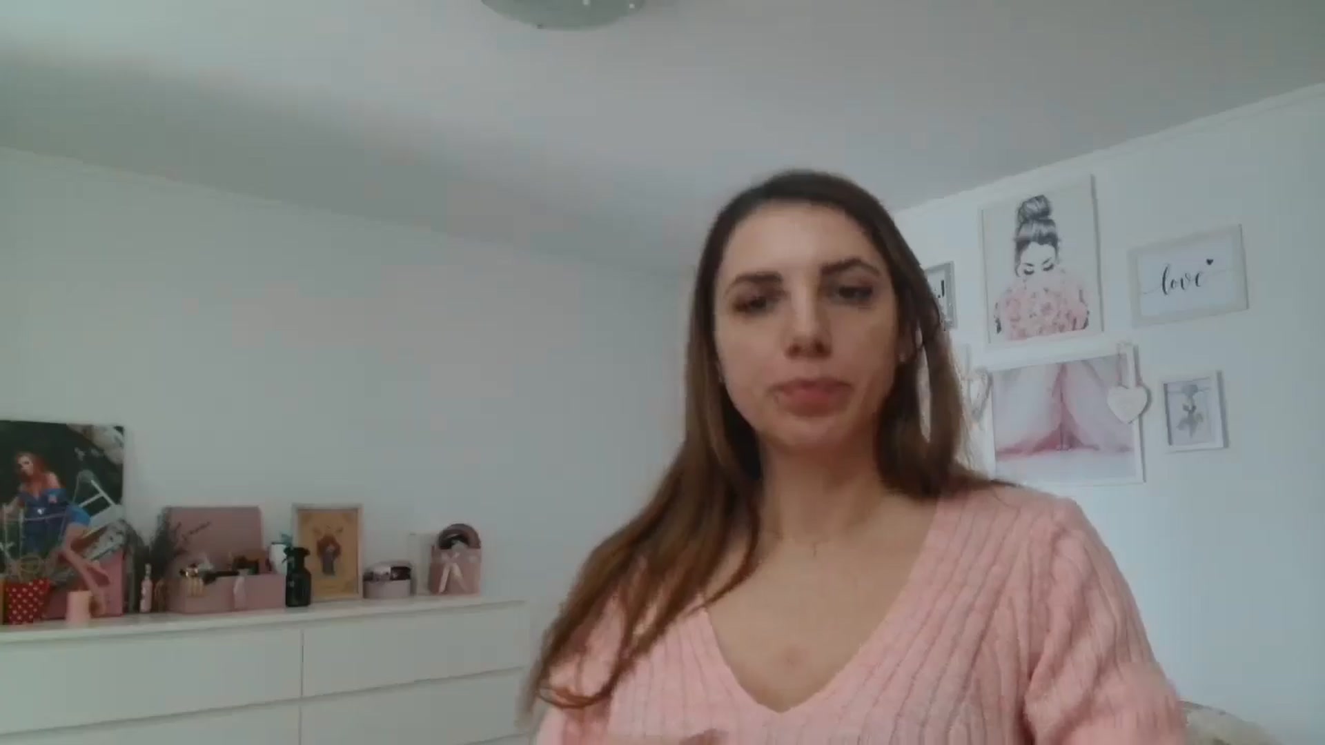 Gallery image thumbnail from Kandy_C's myfreecams stream on, 03/03/2025, 12:26 image 6 of 20