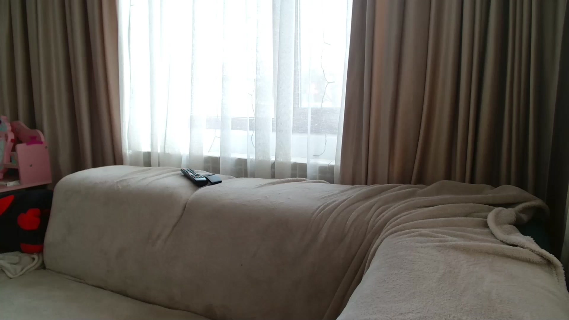 Gallery image thumbnail from Kandy_C's myfreecams stream on, 03/25/2025, 14:16 image 10 of 20