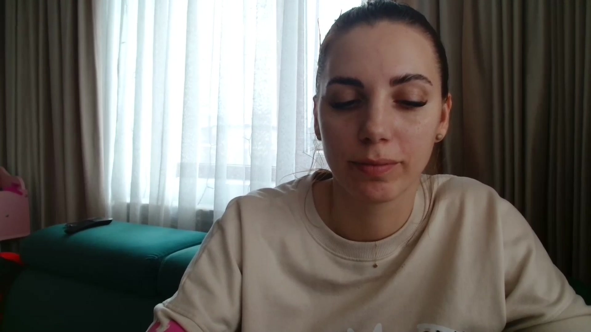 Gallery image thumbnail from Kandy_C's myfreecams stream on, 03/31/2025, 13:47 image 5 of 20