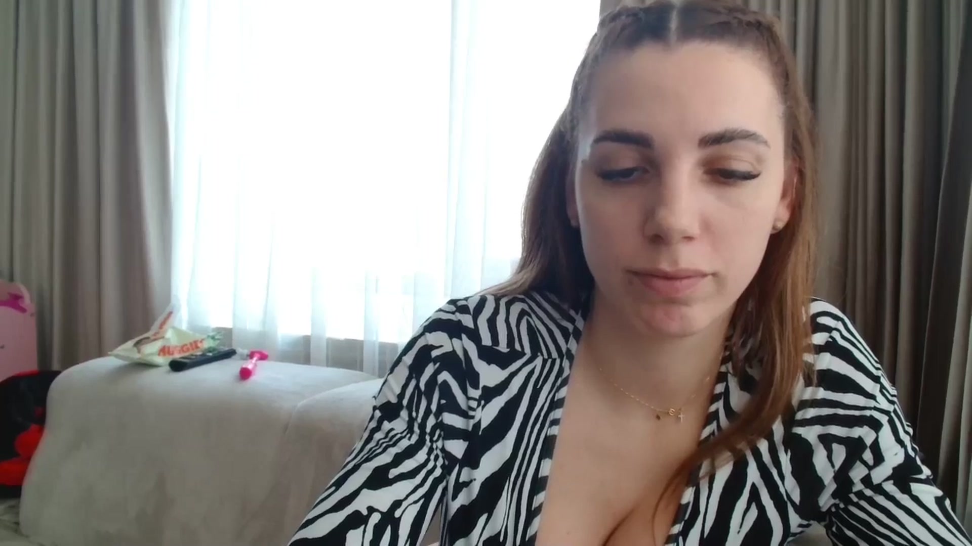 Gallery image thumbnail from Kandy_C's myfreecams stream on, 04/04/2025, 13:17 image 3 of 20