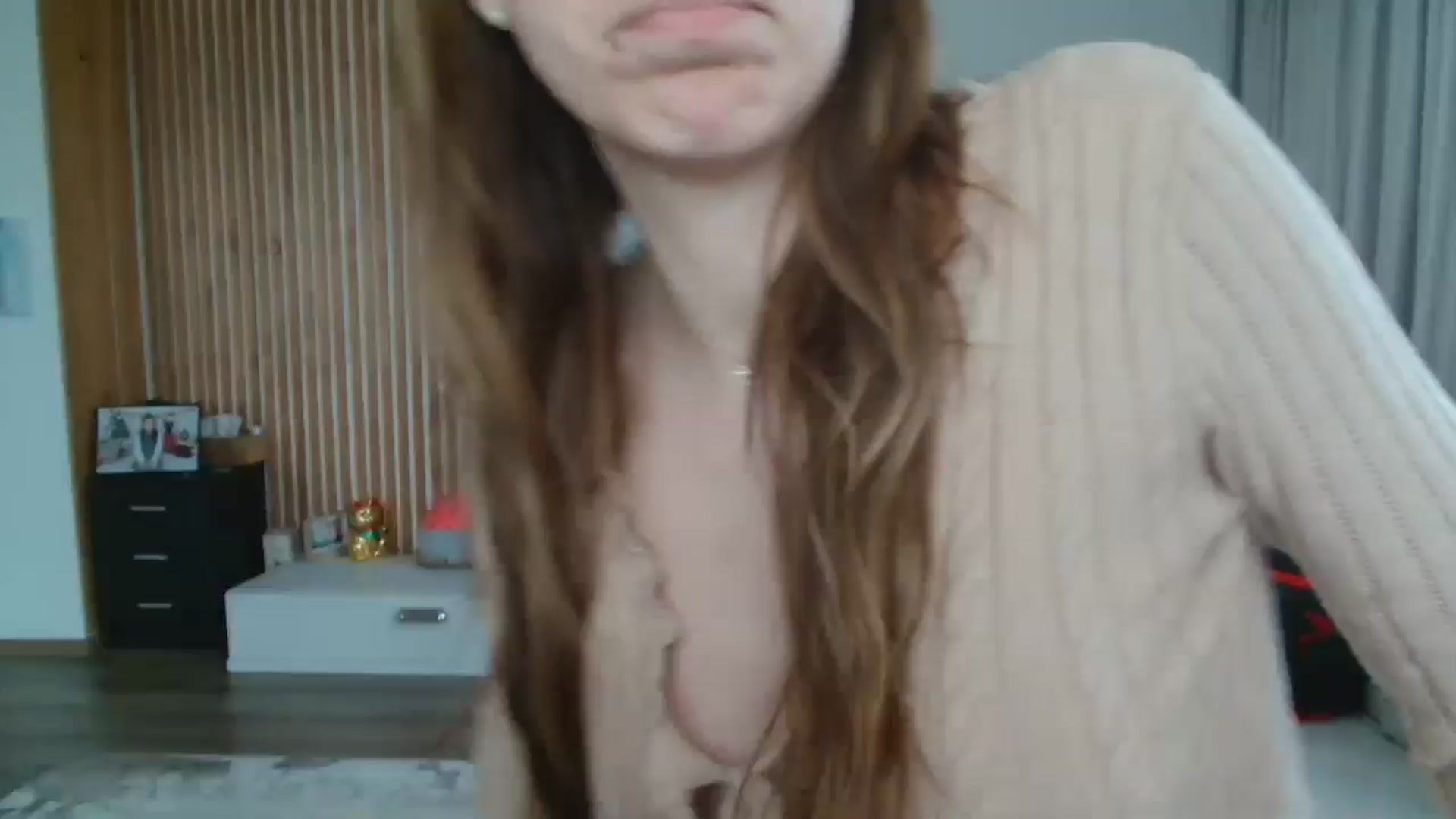 Gallery image thumbnail from Kandy_C's myfreecams stream on, 04/11/2025, 12:55 image 1 of 20
