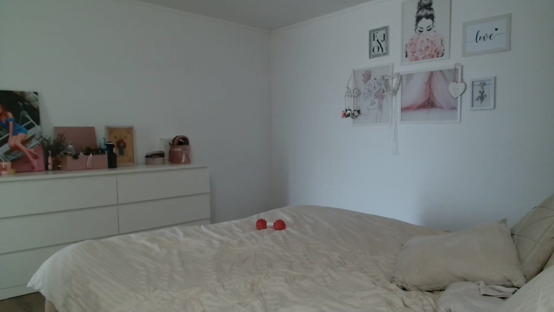 Gallery image thumbnail from Kandy_C's myfreecams stream on, 04/12/2025, 11:11 image 15 of 20