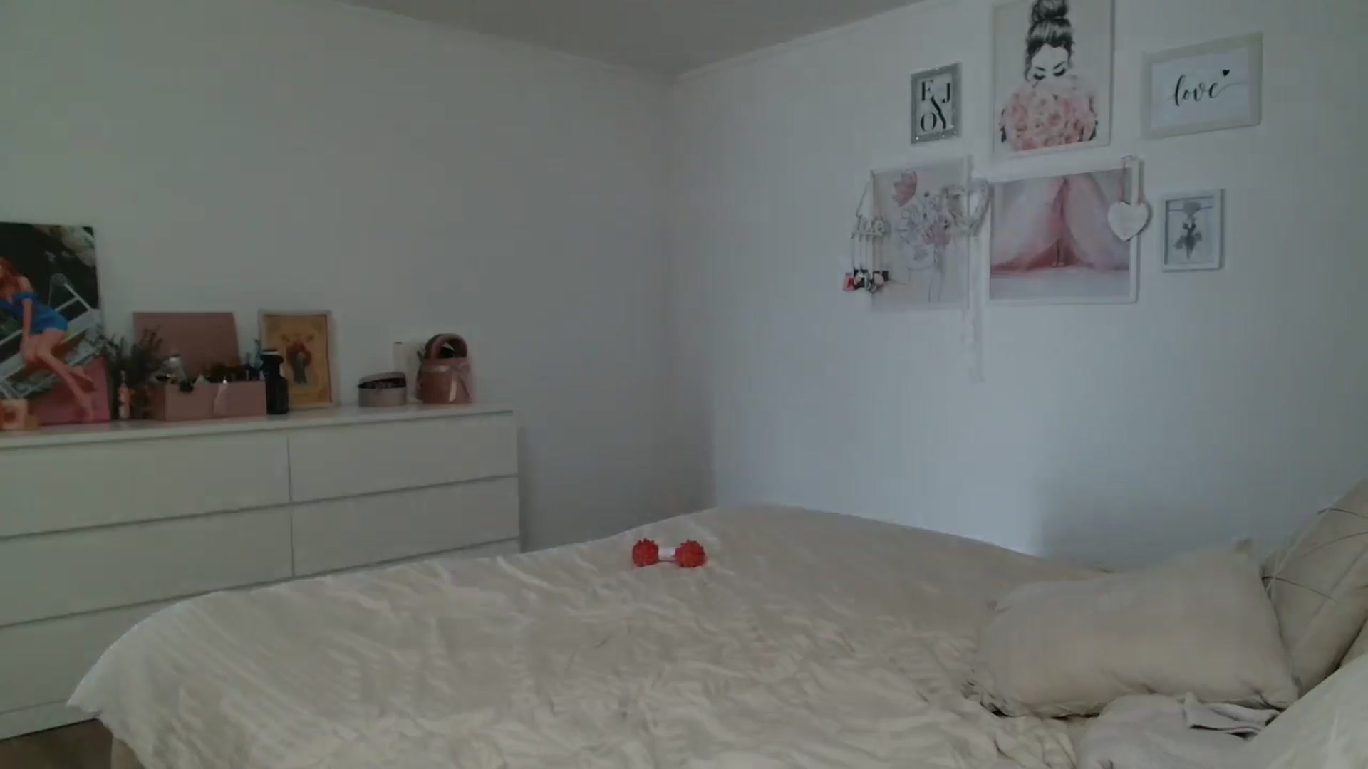 Gallery image thumbnail from Kandy_C's myfreecams stream on, 04/12/2025, 11:11 image 16 of 20