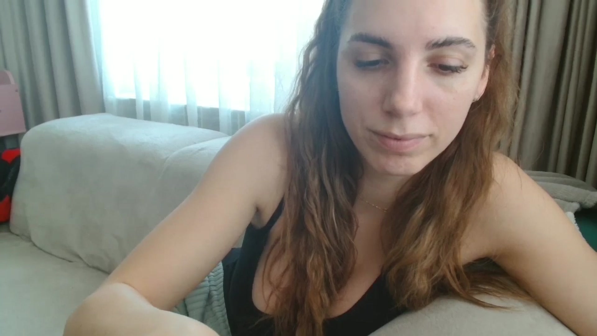 Gallery image thumbnail from Kandy_C's myfreecams stream on, 04/16/2025, 12:53 image 4 of 20