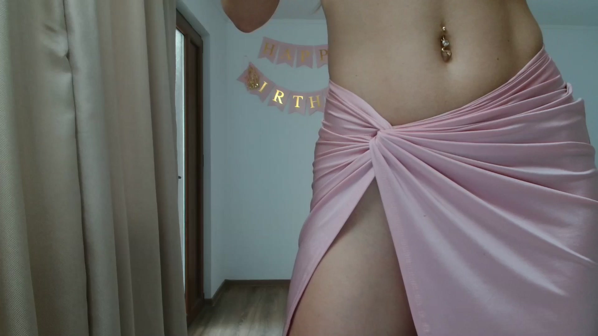 Gallery image thumbnail from Kandy_C's myfreecams stream on, 04/25/2025, 12:39 image 11 of 20