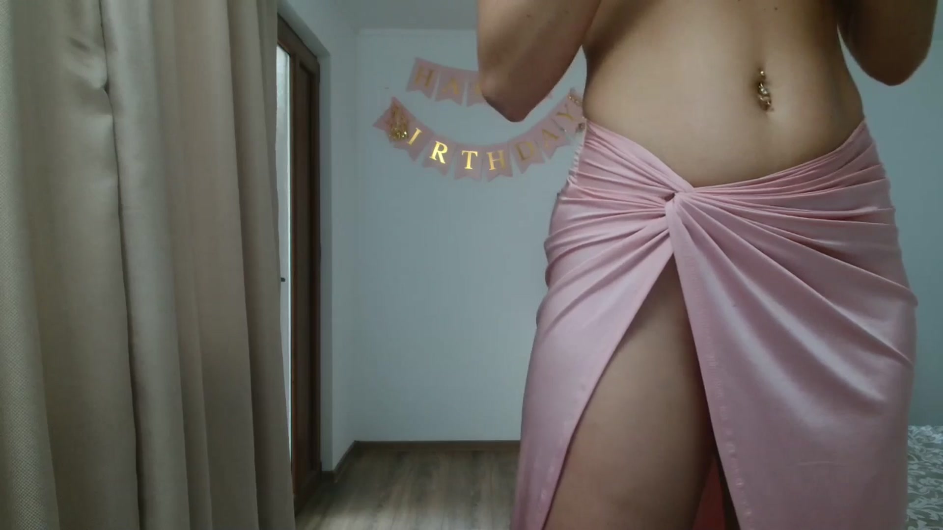 Gallery image thumbnail from Kandy_C's myfreecams stream on, 04/25/2025, 12:39 image 10 of 20