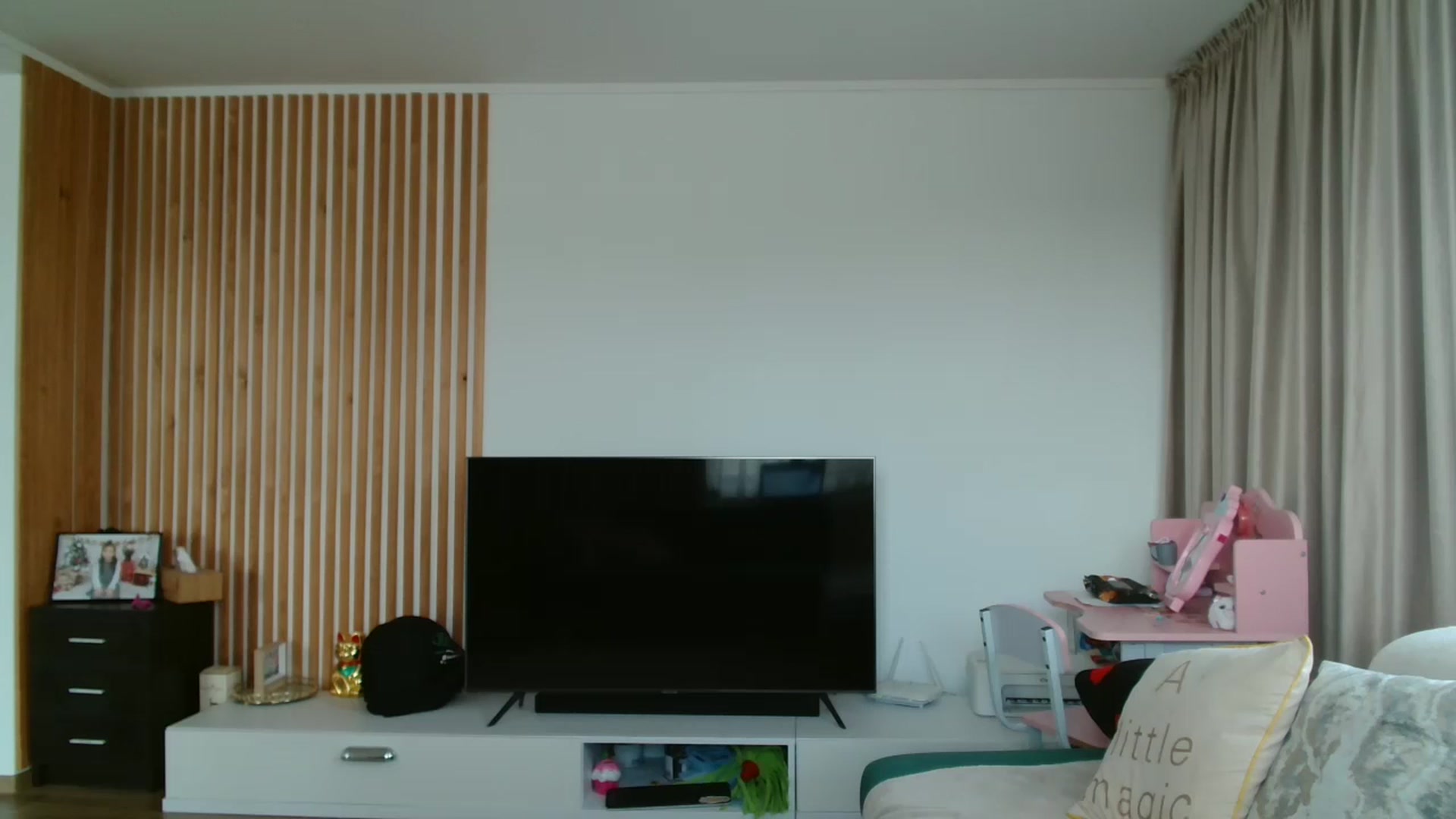 Gallery image thumbnail from Kandy_C's myfreecams stream on, 09/13/2025, 15:01 image 6 of 20
