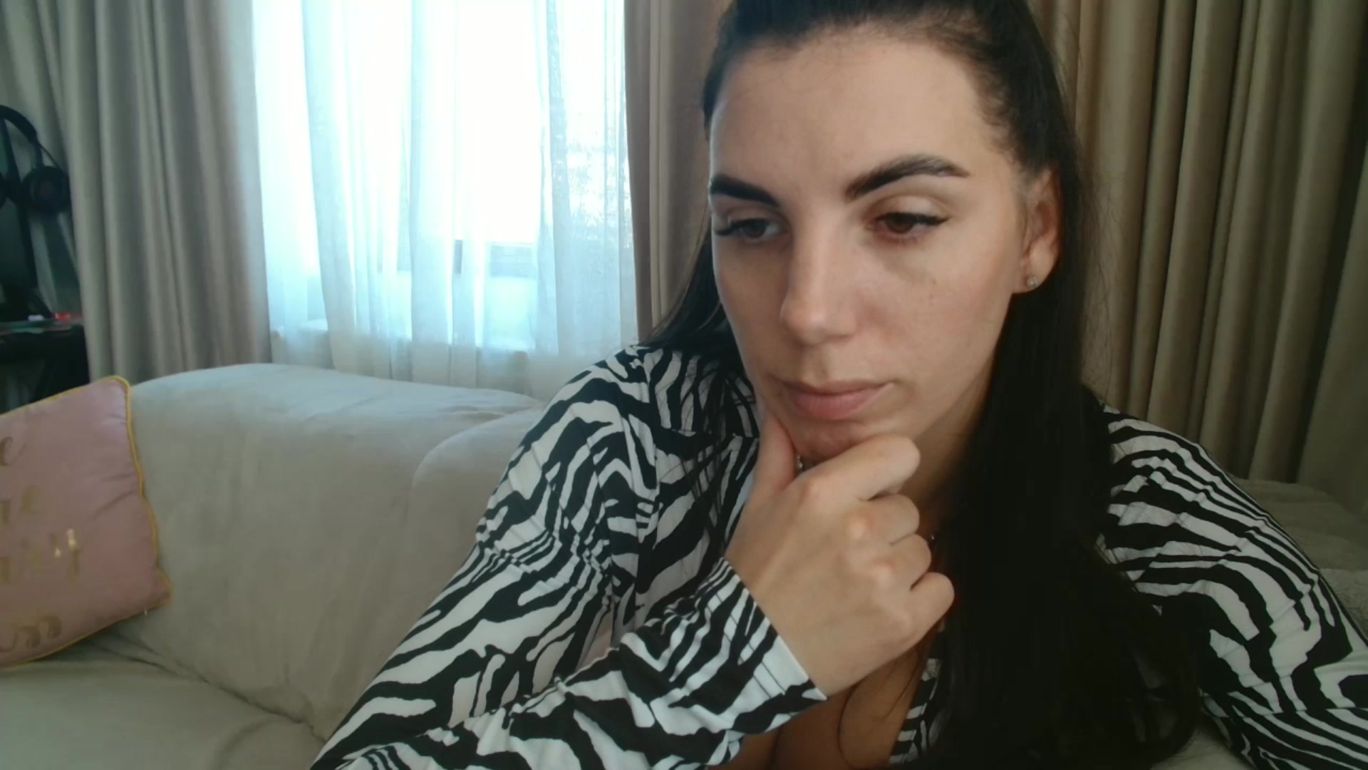 Gallery image thumbnail from Kandy_C's myfreecams stream on, 10/22/2025, 12:55 image 18 of 20