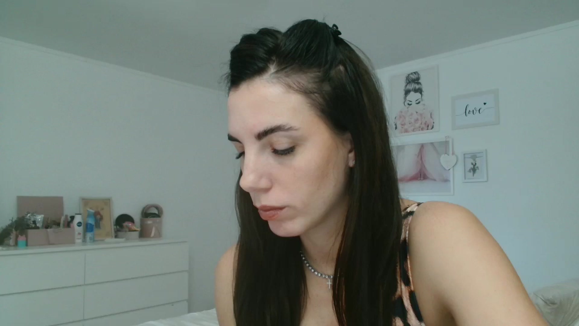 Gallery image thumbnail from Kandy_C's myfreecams stream on, 10/28/2025, 15:50 image 1 of 20