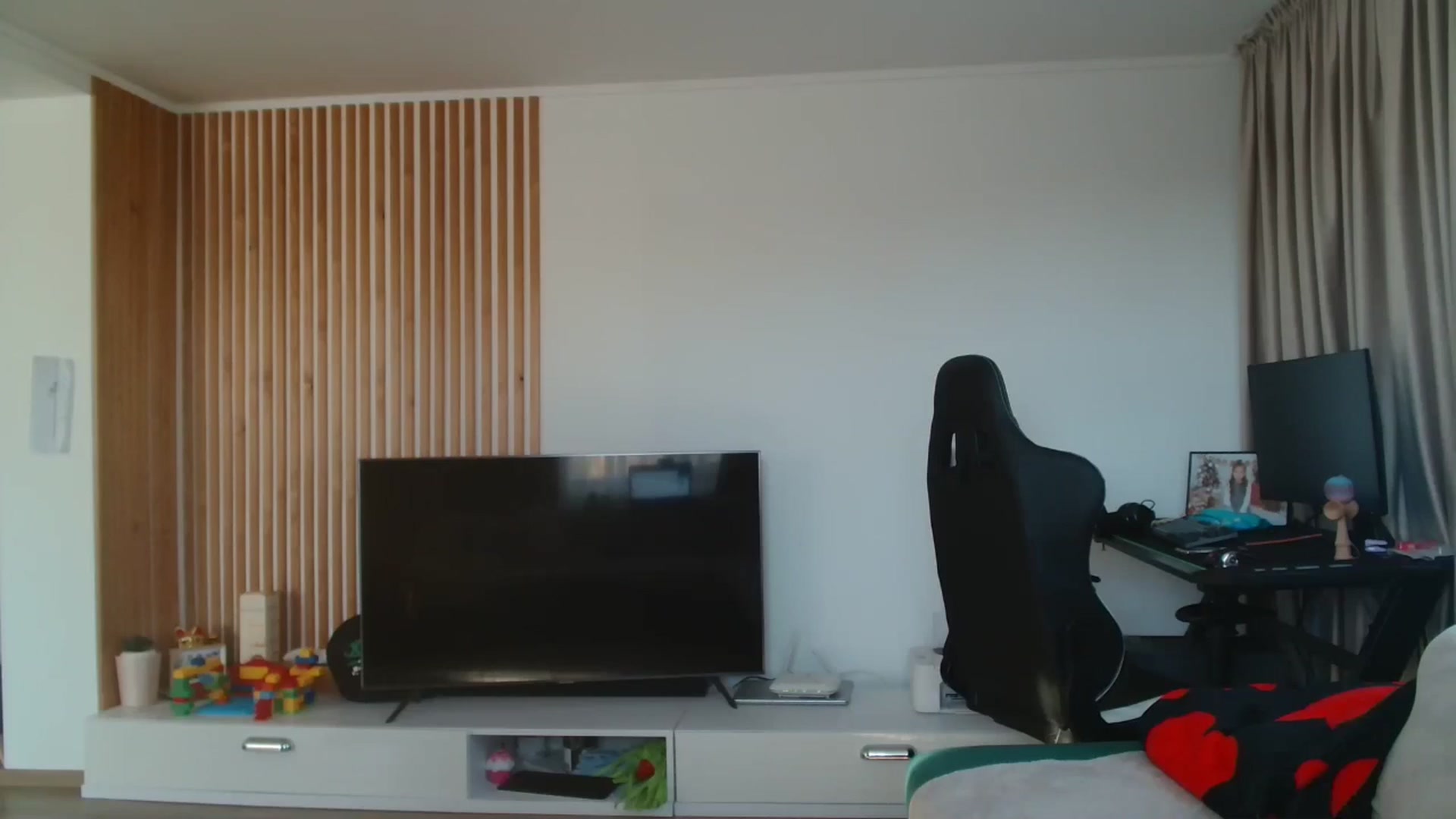 Gallery image thumbnail from Kandy_C's myfreecams stream on, 10/30/2025, 14:33 image 10 of 20