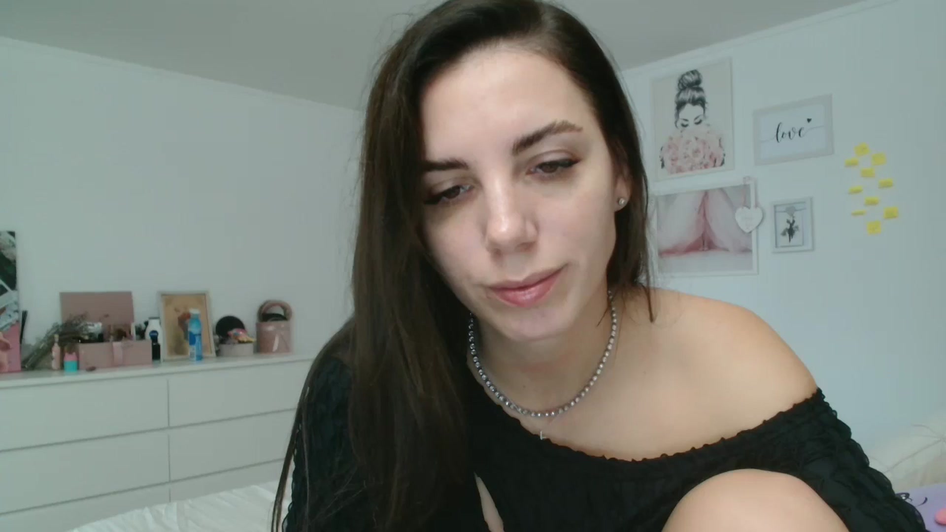 Gallery image thumbnail from Kandy_C's myfreecams stream on, 11/22/2025, 14:16 image 1 of 20