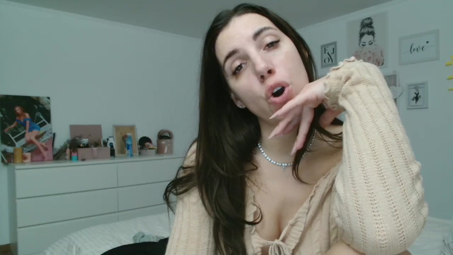 Gallery image thumbnail from Kandy_C's myfreecams stream on, 11/28/2025, 14:29 image 14 of 20