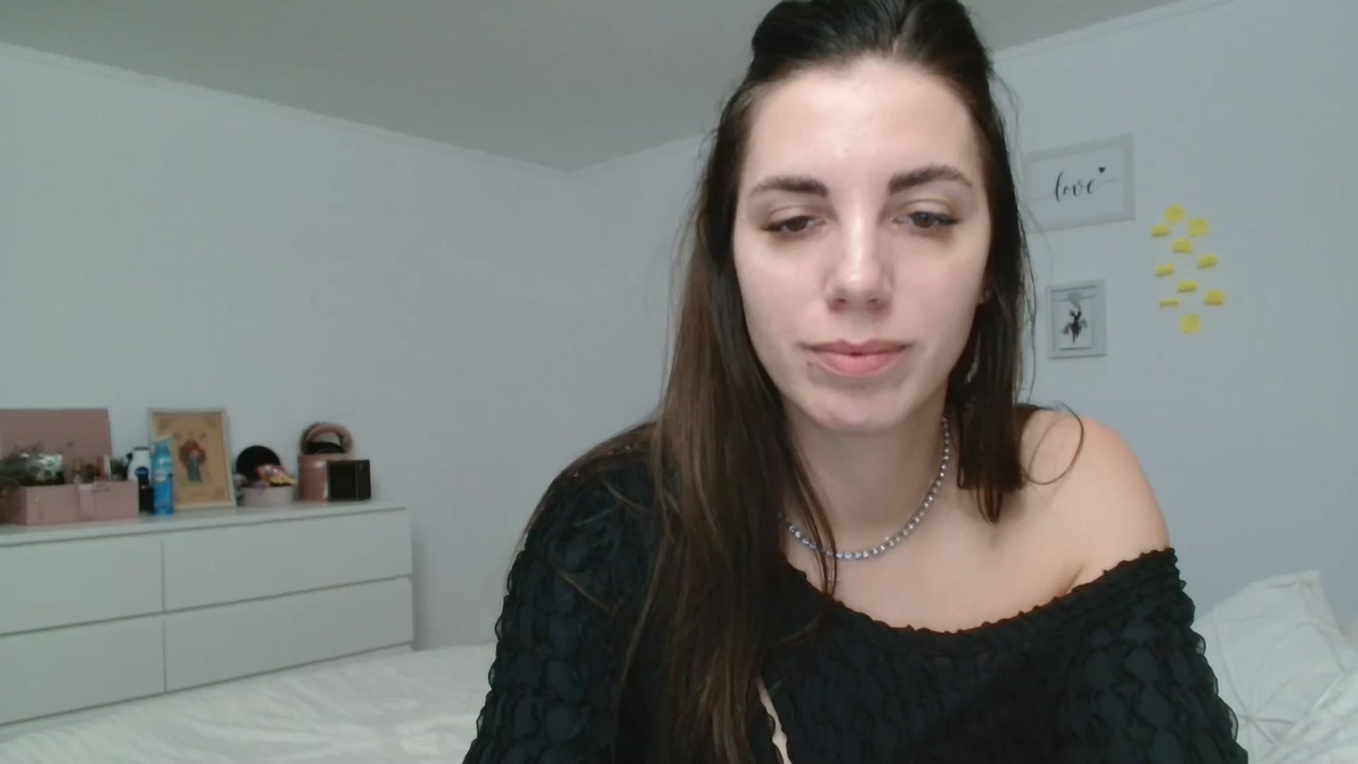 Gallery image thumbnail from Kandy_C's myfreecams stream on, 12/02/2025, 15:15 image 3 of 20