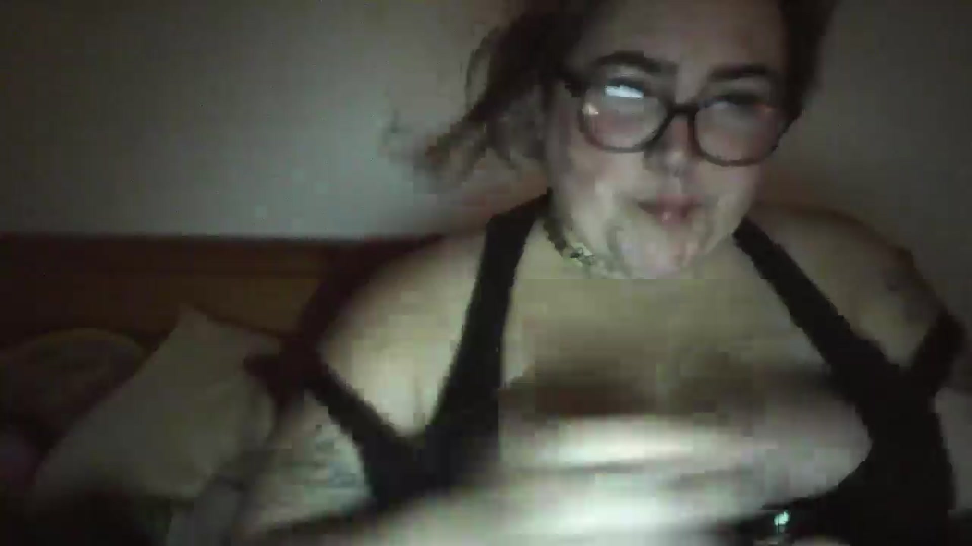 Gallery image thumbnail from Kandygirl_420's myfreecams stream on, 08/22/2025, 08:00 image 12 of 20