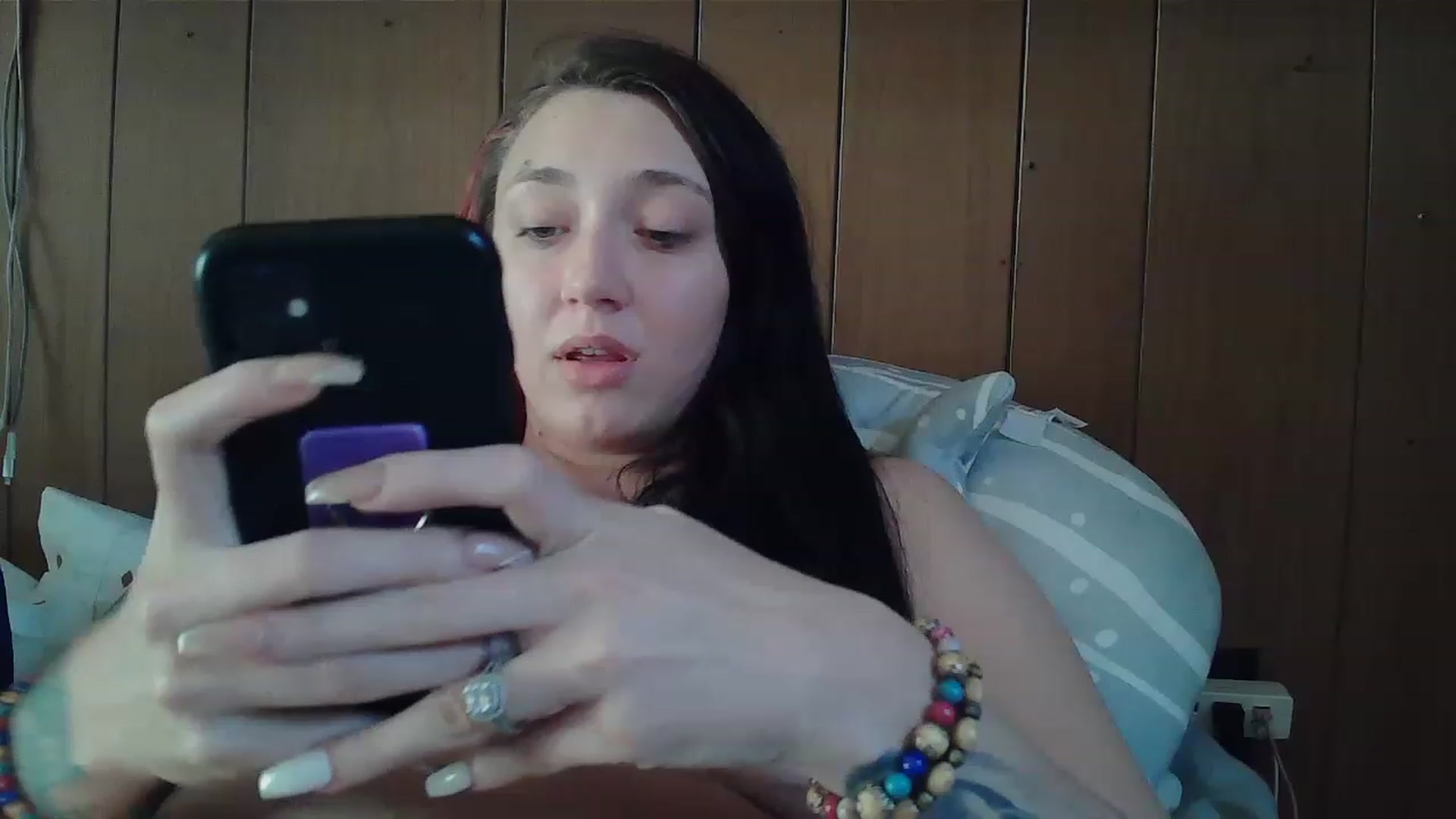 Gallery image thumbnail from Kandykane9's myfreecams stream on, 01/15/2023, 17:43 image 17 of 20