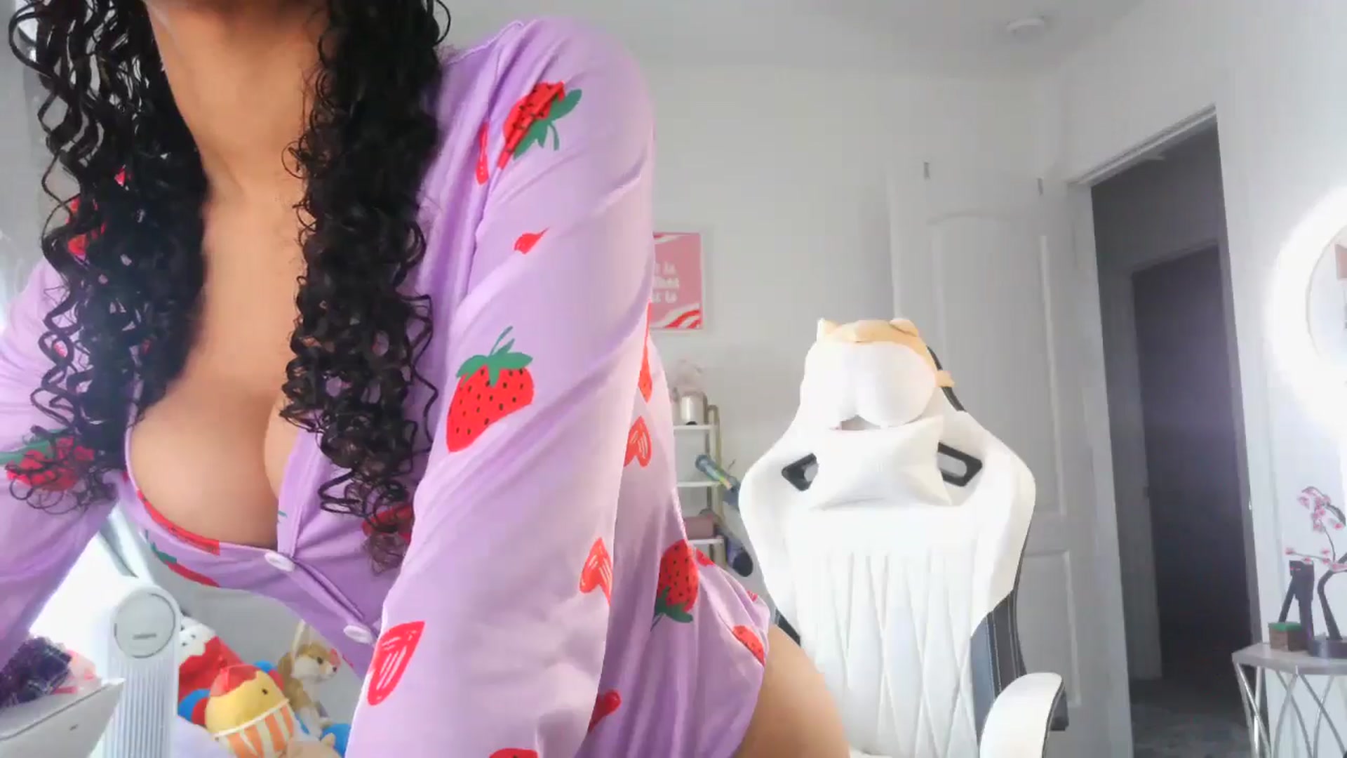 Gallery image thumbnail from Kapri_sunxo's myfreecams stream on, 02/20/2025, 16:04 image 10 of 20