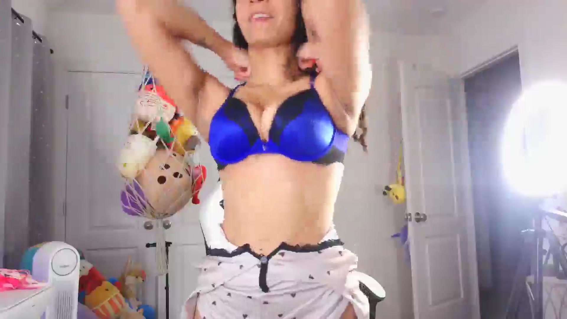 Gallery image thumbnail from Kapri_sunxo's myfreecams stream on, 02/21/2025, 23:52 image 2 of 20
