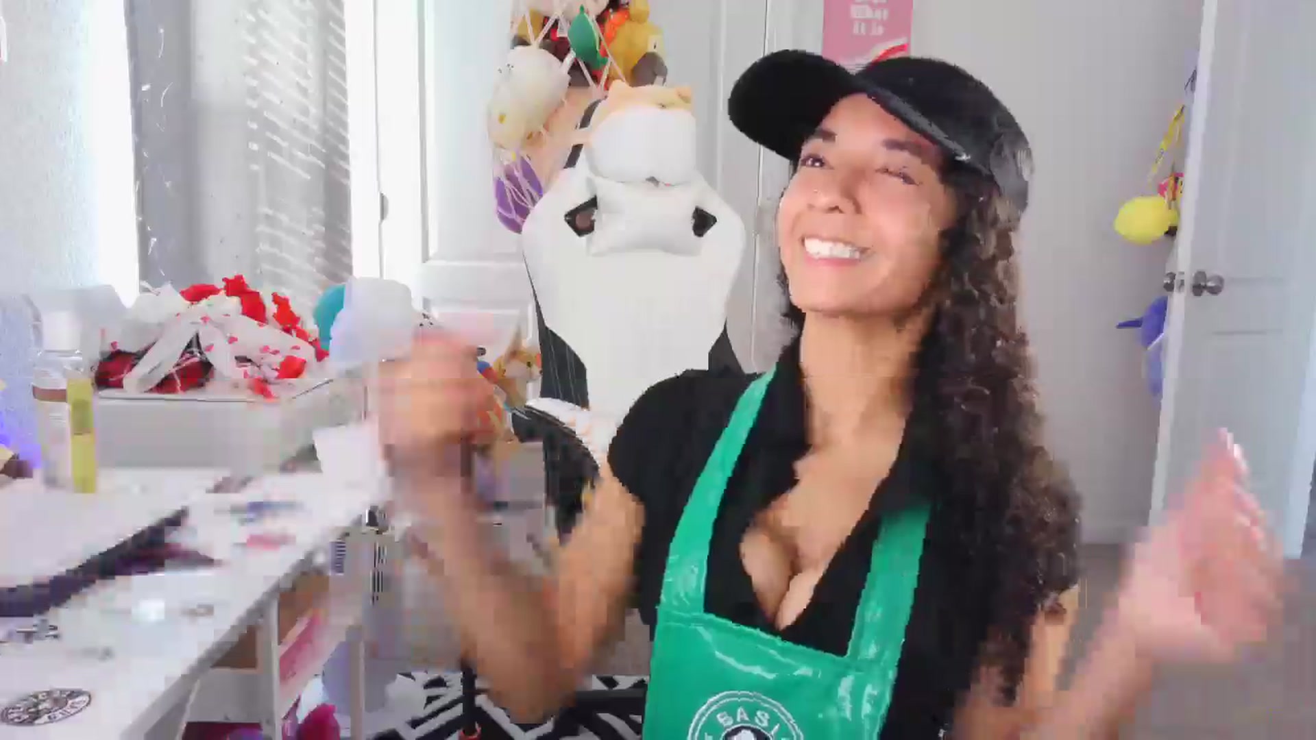 Gallery image thumbnail from Kapri_sunxo's myfreecams stream on, 02/24/2025, 15:25 image 7 of 20