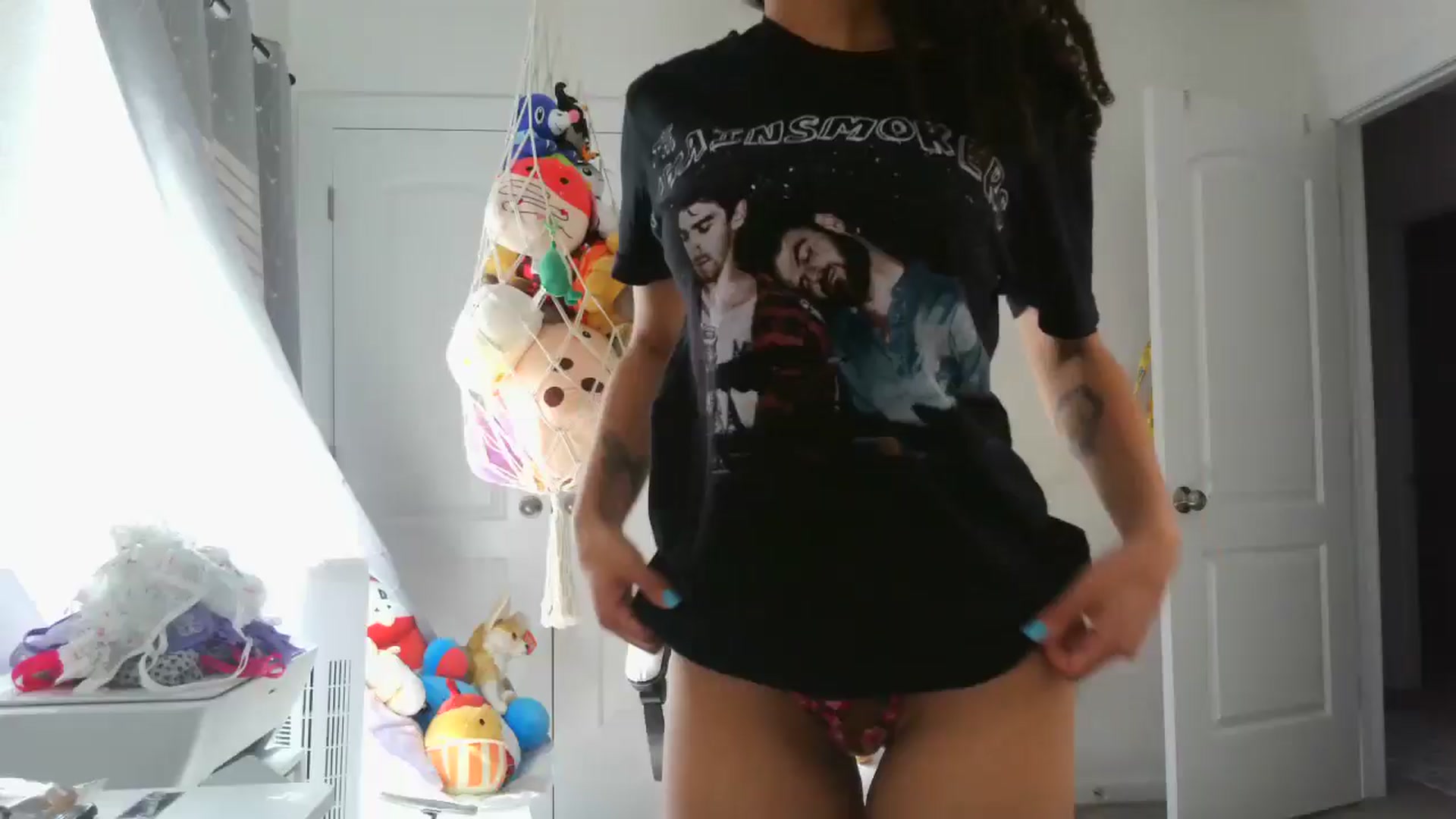 Gallery image thumbnail from Kapri_sunxo's myfreecams stream on, 03/01/2025, 18:12 image 20 of 20