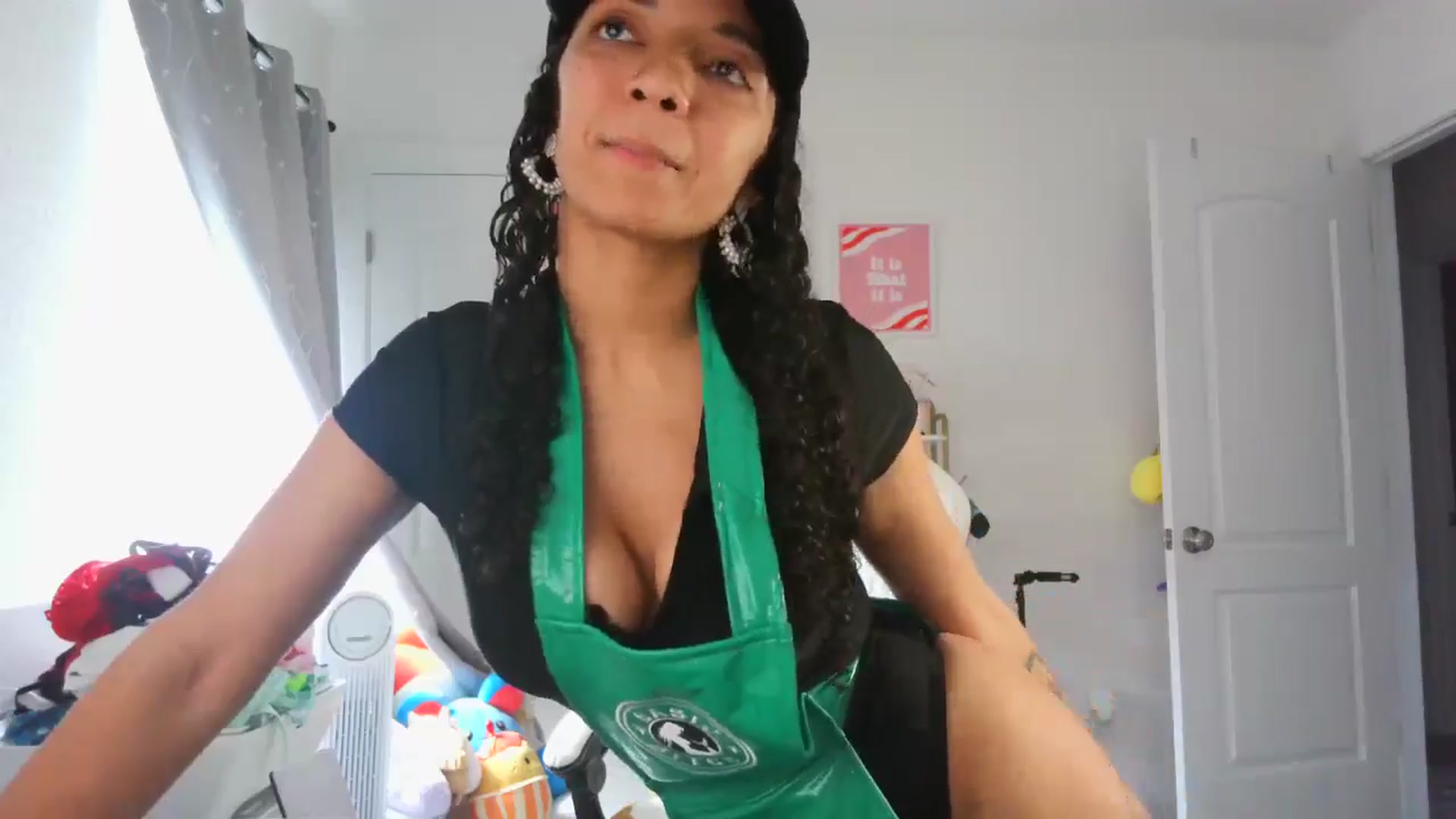 Gallery image thumbnail from Kapri_sunxo's myfreecams stream on, 03/08/2025, 16:40 image 2 of 20