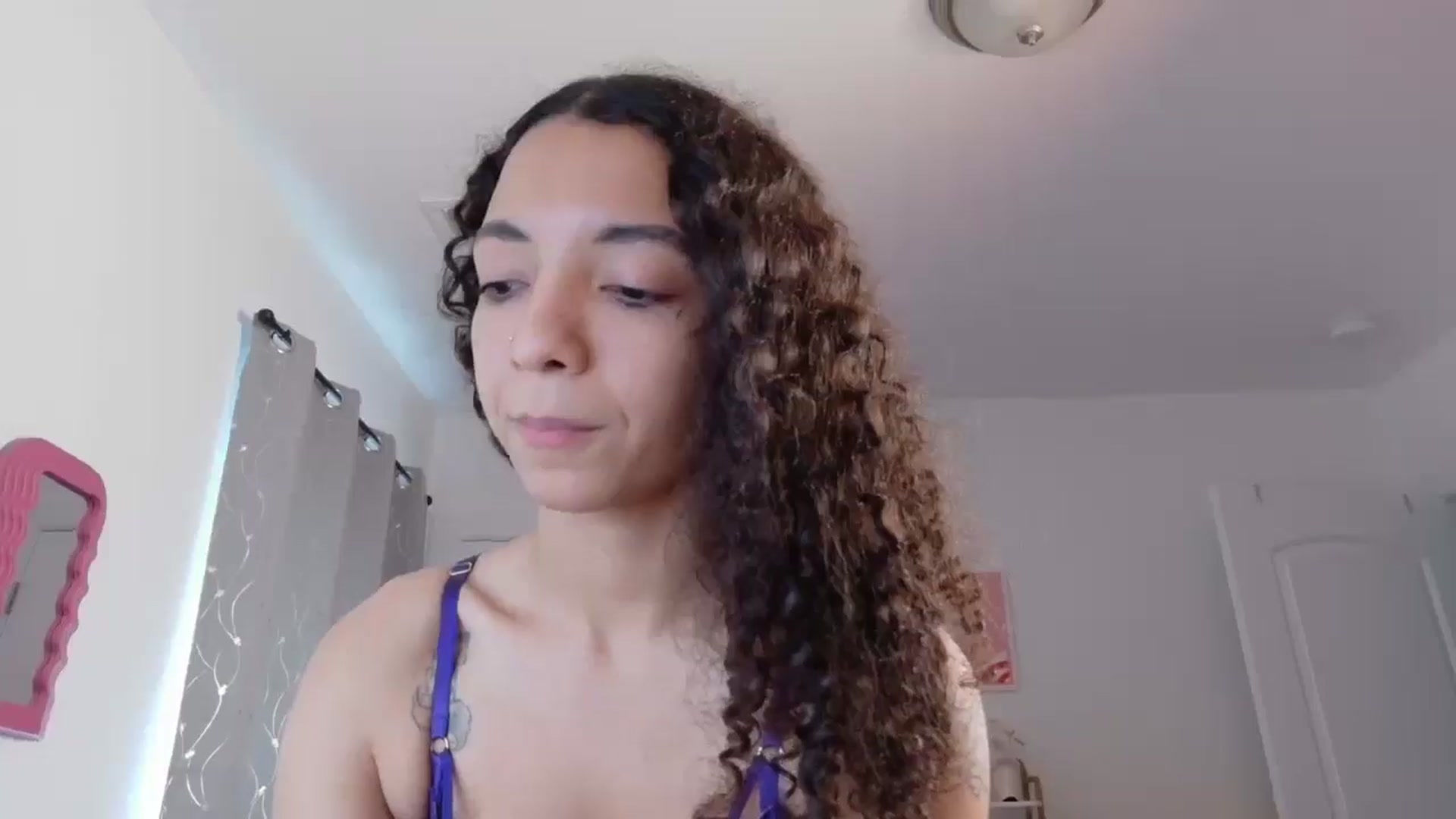 Gallery image thumbnail from Kapri_sunxo's myfreecams stream on, 03/13/2025, 15:54 image 18 of 20