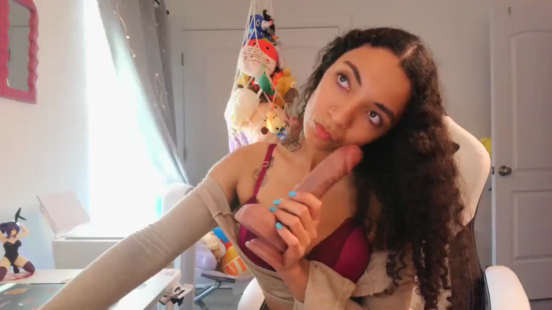 Gallery image thumbnail from Kapri_sunxo's myfreecams stream on, 03/15/2025, 21:52 image 17 of 20