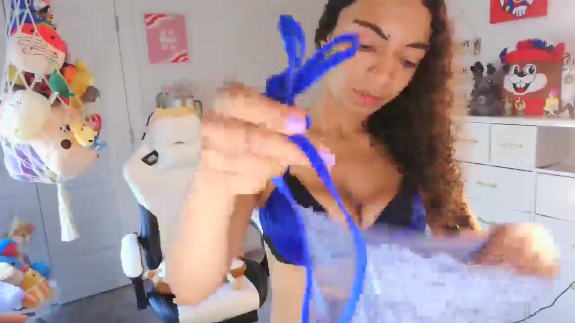 Gallery image thumbnail from Kapri_sunxo's myfreecams stream on, 05/10/2025, 14:05 image 8 of 20