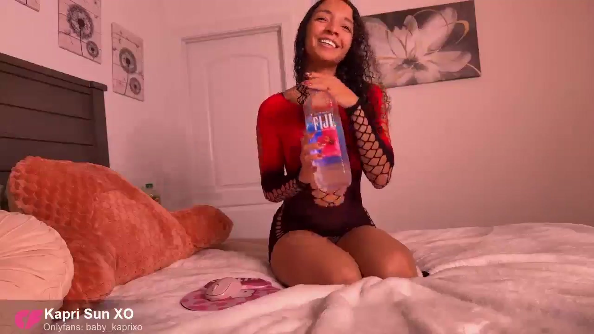 Gallery image thumbnail from Kapri_sunxo's myfreecams stream on, 09/17/2025, 15:29 image 14 of 20