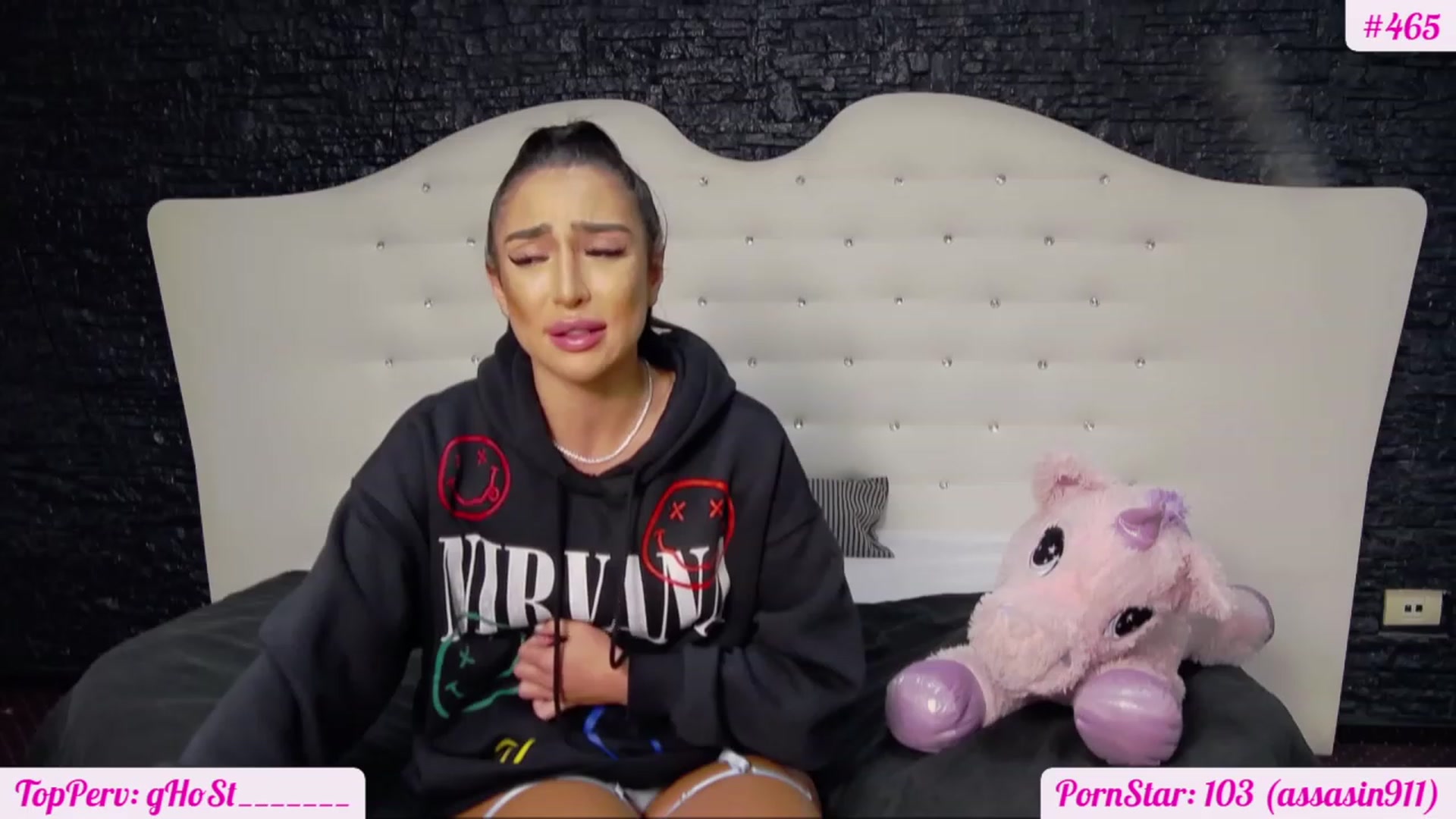 Gallery image thumbnail from KaraKhalifa's myfreecams stream on, 11/21/2022, 19:13 image 19 of 20