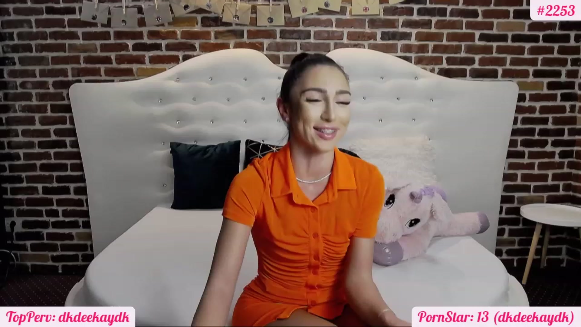 Gallery image thumbnail from KaraKhalifa's myfreecams stream on, 12/05/2022, 15:38 image 3 of 20