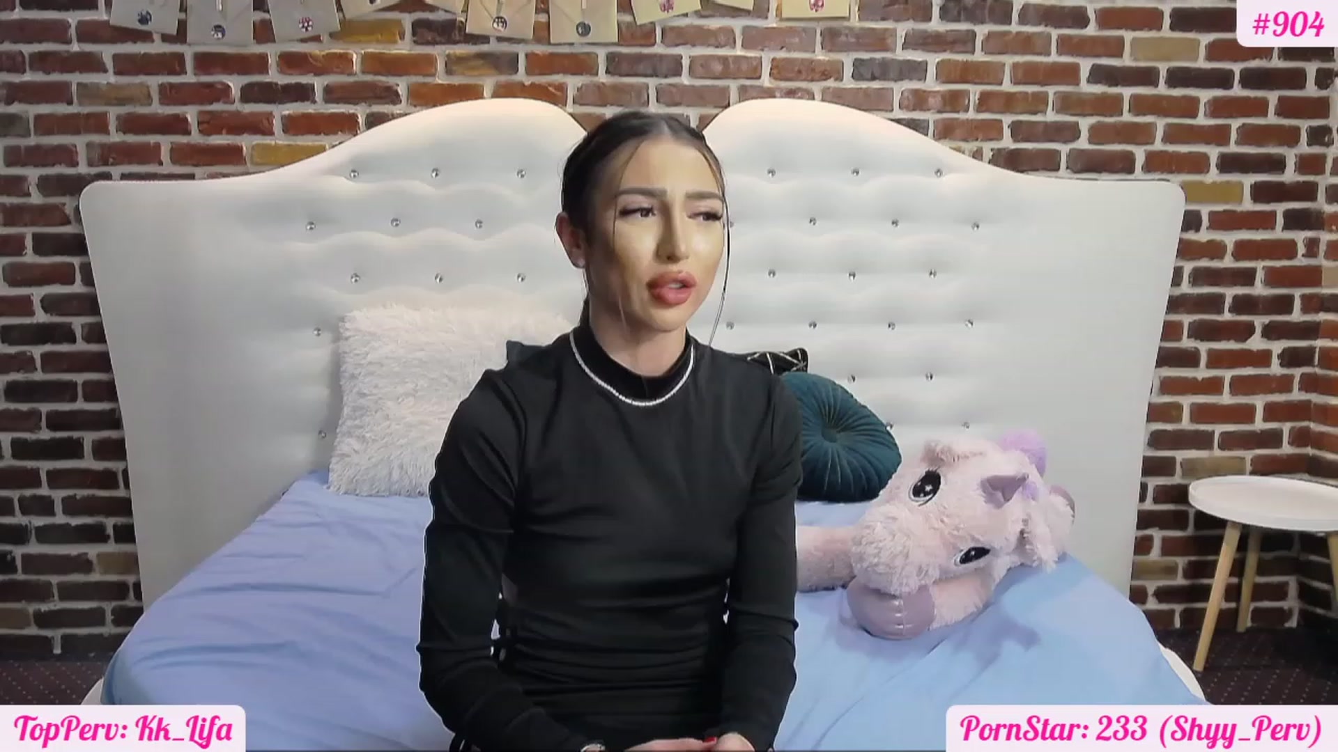Gallery image thumbnail from KaraKhalifa's myfreecams stream on, 12/07/2022, 16:13 image 19 of 20