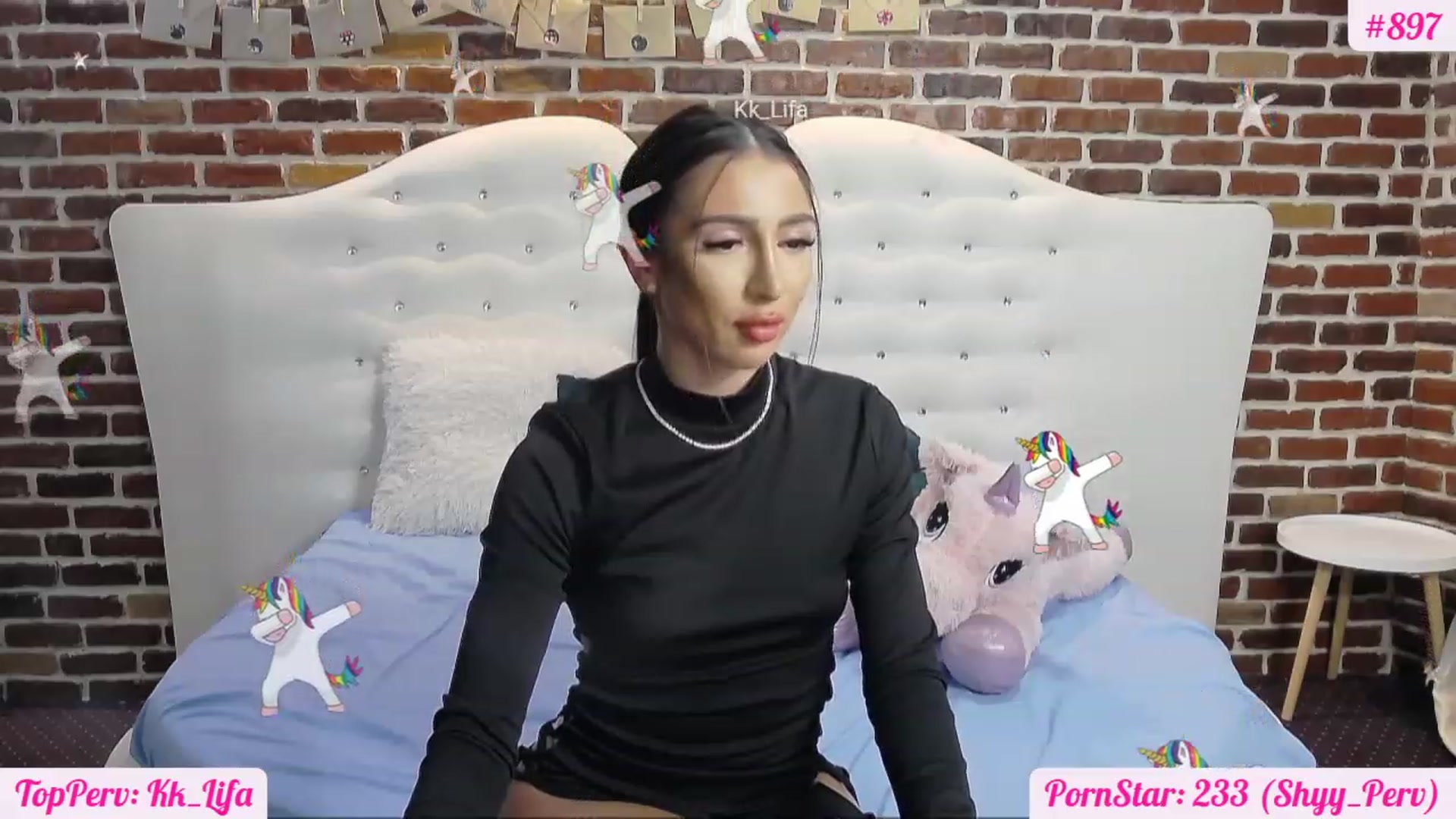 Gallery image thumbnail from KaraKhalifa's myfreecams stream on, 12/07/2022, 18:52 image 4 of 20