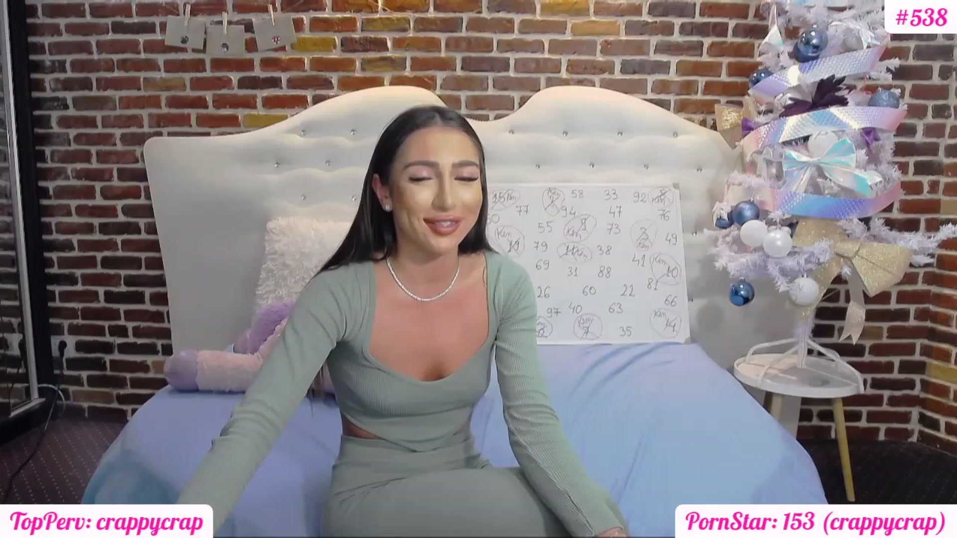Gallery image thumbnail from KaraKhalifa's myfreecams stream on, 12/22/2022, 15:41 image 10 of 20
